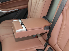 2022款 xDrive40i 领先型豪华套装