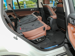 2022款 xDrive40i 领先型豪华套装
