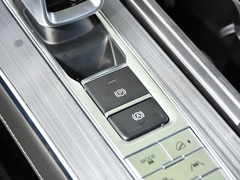 2021款 1.5T CVT豪华型