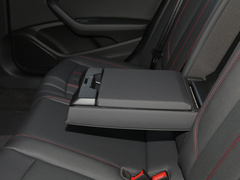 2022款 40 TFSI quattro RS套件燃速型