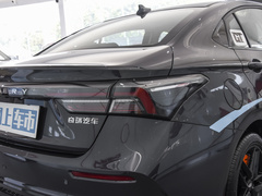 2022款 1.6T DCT驭