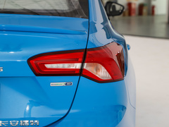 2022款 三厢 EcoBoost 180 自动竞擎版