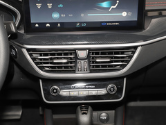 2022款 三厢 EcoBoost 180 自动竞擎版