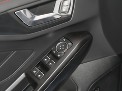 2022款 三厢 EcoBoost 180 自动竞擎版
