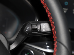 2022款 三厢 EcoBoost 180 自动竞擎版