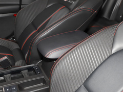 2022款 三厢 EcoBoost 180 自动竞擎版