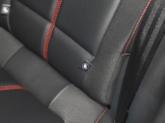 2022款 三厢 EcoBoost 180 自动竞擎版