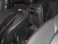 2022款 三厢 EcoBoost 180 自动竞擎版