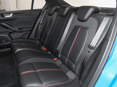 2022款 三厢 EcoBoost 180 自动竞擎版