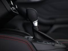 2022款 三厢 EcoBoost 180 自动竞擎版