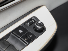 2022款 2.0L CVT两驱进取版
