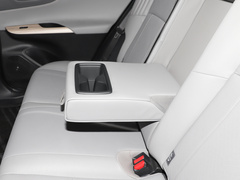 2022款 2.0L CVT两驱进取版