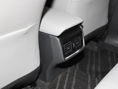 2022款 2.0L CVT两驱进取版