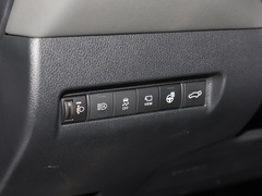 2022款 2.0L CVT两驱进取版