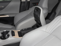 2022款 2.0L CVT两驱进取版
