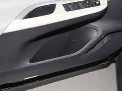 2022款 2.0L CVT两驱进取版