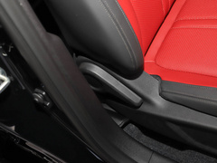 2021款 1.5T 超炫潮爸版