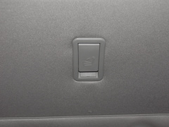 2022款 M5 1.6L 实用型 5座