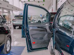 2022款 奋斗款 M5L 1.6L 基本型 7座