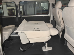 2022款 奋斗款 M5L 1.6L 舒适型 7座