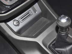 2022款 奋斗款 M5L 1.6L 舒适型 7座