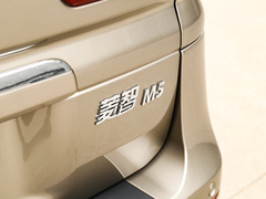 2022款 M5L 1.6L 营运版 9座