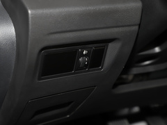 2022款 奋斗款 M5L 2.0L 基本型 7座
