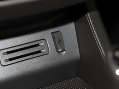 2022款 奋斗款 M5L 2.0L 基本型 7座