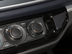 2022款 奋斗款 M5L 2.0L 基本型 7座
