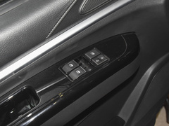 2022款 奋斗款 M5L 2.0L 豪华型 7座
