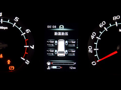 2022款 奋斗款 M5L 2.0L 豪华型 7座