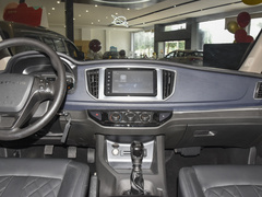 2022款 奋斗款 M5L 2.0L 豪华型 7座