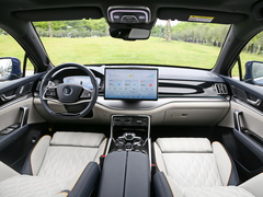 2022款 EV 600KM 尊享型