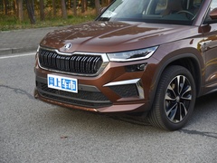 2022款 TSI330 5座两驱奢享版
