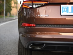 2022款 TSI330 5座两驱奢享版