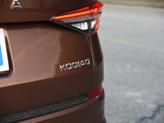 2022款 TSI330 5座两驱奢享版