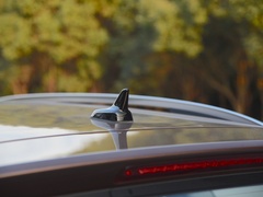 2022款 TSI330 5座两驱奢享版