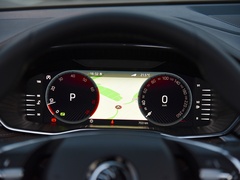 2022款 TSI330 5座两驱奢享版