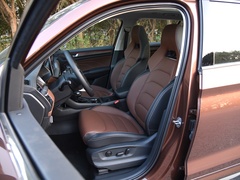 2022款 TSI330 5座两驱奢享版