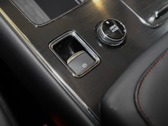 2021款 3.0T V6 四驱尊享版
