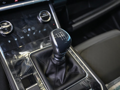 2021款 230TCI 手动精英版