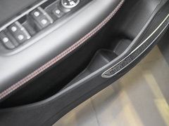 2021款 230TCI 手动精英版