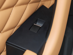 2022款 2.0T 汽油四驱智享型 5座
