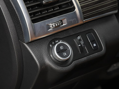 2022款 2.0T 汽油四驱智享型 5座