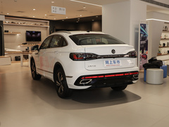2022款 330TSI 两驱越享版