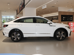 2022款 330TSI 两驱越享版