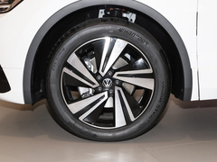2022款 330TSI 两驱越享版