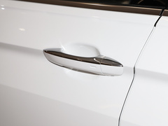 2022款 330TSI 两驱越享版