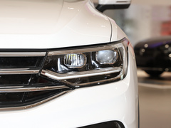 2022款 330TSI 两驱越享版