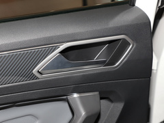 2022款 330TSI 两驱越享版